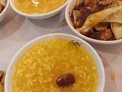 -舌尖尖传统小吃(万达店)