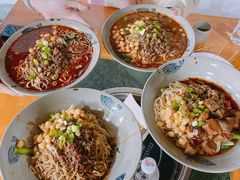 -丁丁猫重庆小面(徐州路店)