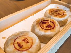小鲜肉月饼-香园茶社·金陵小灶(老门东店)