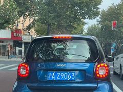 -奔驰上海利星(七宝店)