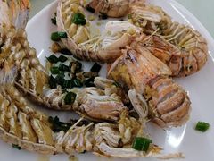 -红月湾海鲜饭店•沙滩海景(双月湾店)