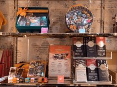 -VENCHI 闻绮(北京国贸商城店)