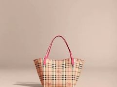 -BURBERRY(青岛海信广场店)