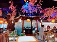 -荷塘秋月·本帮江浙菜(国权路店)