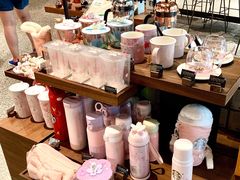 零售区-星巴克臻选(北京颐堤港中心第二店)