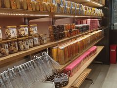 面包甜点陈列柜-Bread Talk 面包新语(荟聚店)