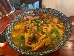 -粉家柳州螺蛳粉(杨宅路店)