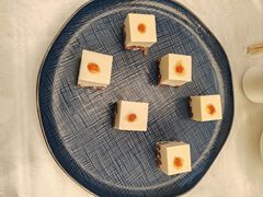 -品海楼·大连海胆锅贴馆(东港店)