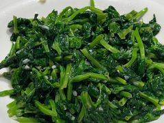 蒜蓉炒豆苗-東海海鲜酒家(中信广场店)