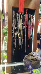 -灵彩珠宝(朗香街店)