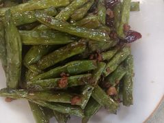 -冯烫烫跷脚牛肉·川菜小馆(武胜西街店)