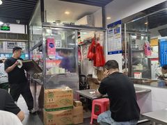 -华香鹅快餐店
