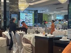 -万龙洲海鲜(大兴绿地缤纷城店)