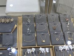 -奢物·巴黎站奢侈品回收寄售