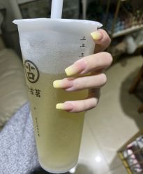-悦指间美甲美睫