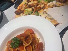 奥尔良鸡肉披萨-秀·爱尔兰餐吧(上海路店)