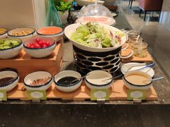 自助调料区-希尔顿欢朋酒店自助餐