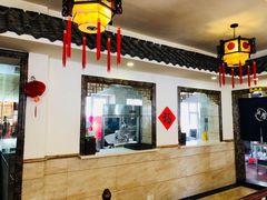 大堂-盛元盛居传统炭火锅(绿园店)