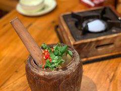 尖椒擂茄子-老滇山寨•云南特色菜•地方菜•民族风情歌舞表演(金碧店)