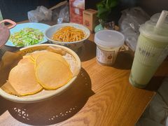 -吃饭皇帝大土家民族菜(荟聚店)