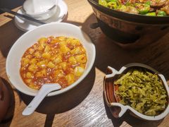-聚鑫朋酸菜肥肠(文艺路口店)