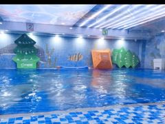 -戊辰亲子游泳俱乐部