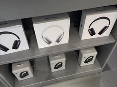-Apple授权专营店(宝山万达店)
