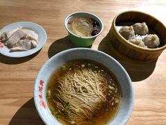 -朱鸿兴面馆(镇湖店)