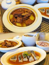 -臻康乃馨月子中心(集美店)
