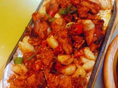 -老东镇啤酒屋海鲜加工·蒸汽海鲜·海鲜烧烤(台东店)