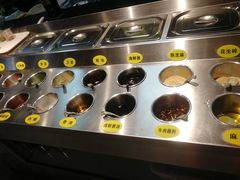 自助调料区-義聚德·清真铜锅涮羊肉·烧烤(河东店)
