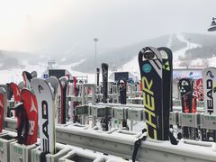 -中旅松花湖滑雪场