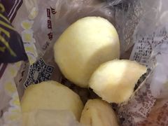 -鲍师傅糕点(江苏路店)