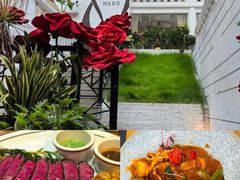 -Mark&Mars Restaurant