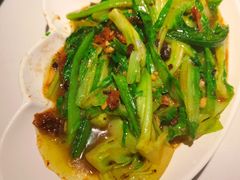 豆鼓鳞鱼油麦菜-荔粥记潮汕砂锅粥(太湖路店)