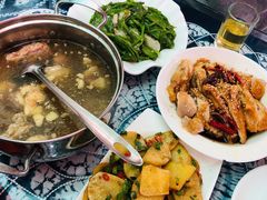 -瑞丰园庭院餐厅·白族传统家常菜