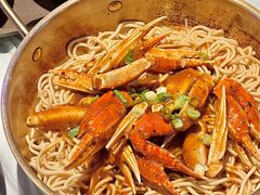 -肥小宝·金牌油焖大虾(襄阳龙虾地标店)