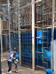 -PIPIKINGDOM皮皮王国欢乐号(欢乐海岸购物中心店)