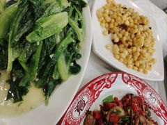 -江城燕子大排档(江汉路步行街店)