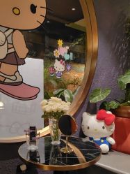 -花隐·美芙炫海菲秀皮肤管理中心