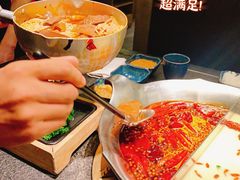 鸭血豆腐-湊湊火锅·茶憩(打浦桥日月光店)