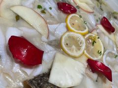 -江渔儿酸菜鱼·拔草餐厅(虎门君乐汇店)