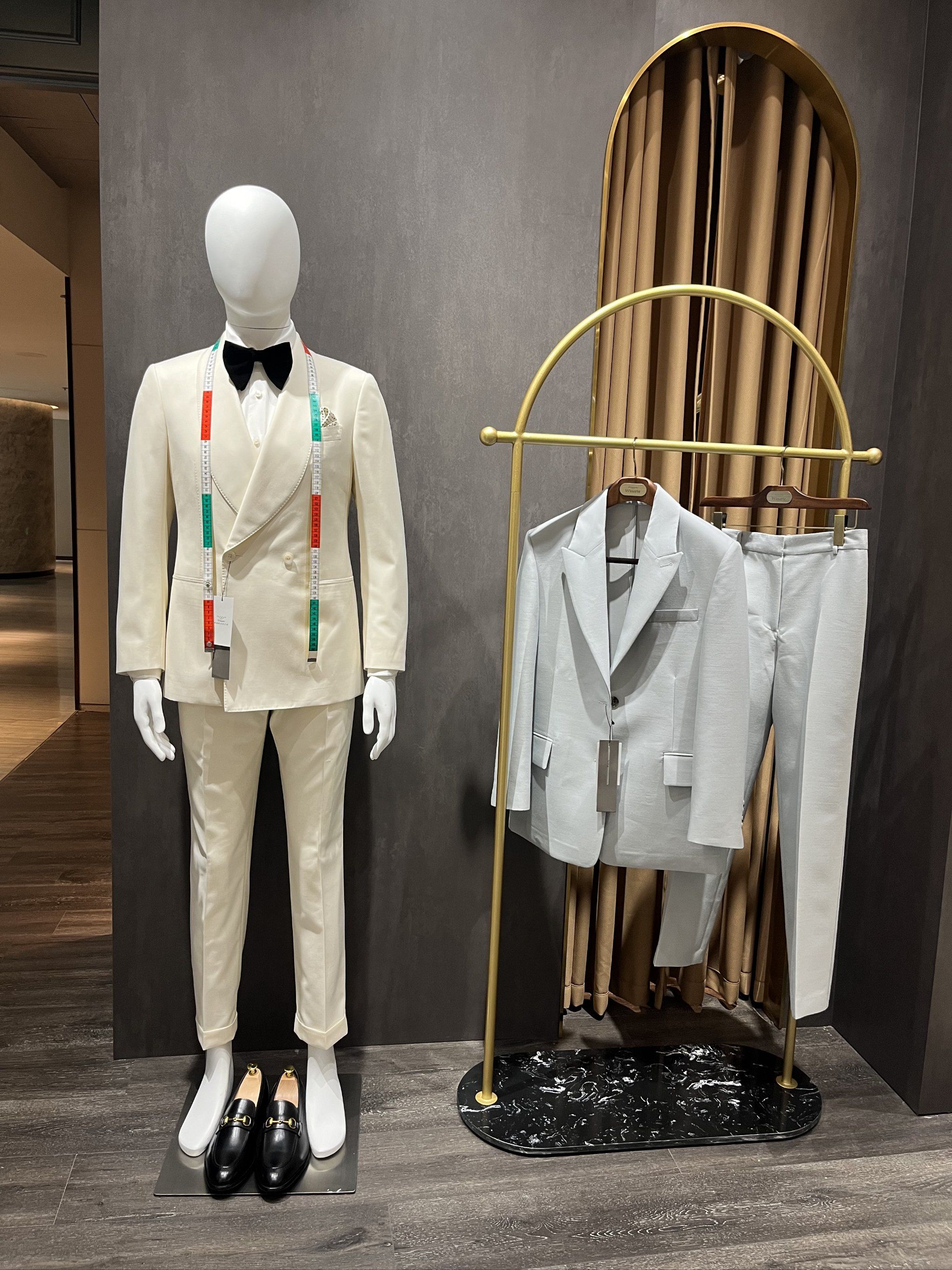 维纳缇西服定制