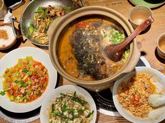 -吃饭皇帝大土家民族菜(正大广场店)
