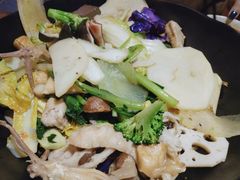 -万记麻辣烫国展总店