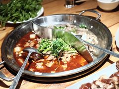 -大众跷脚牛肉馆·非遗传承单位(峨眉山店)