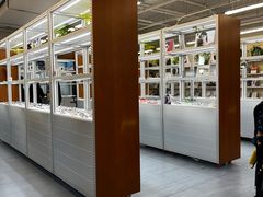-无奔眼镜·蔡司·依视路授权店(马家堡店)
