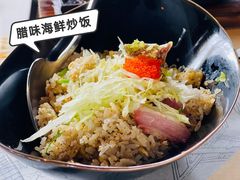 -穹六人间 people 6(岳阳路店)