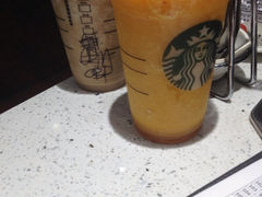 iphone_upload_pic-星巴克(武汉欧利新天地店)