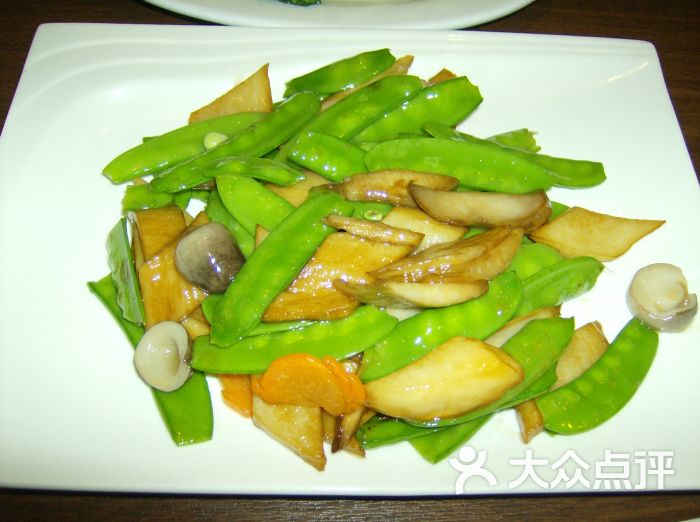 田园时蔬炒三菇